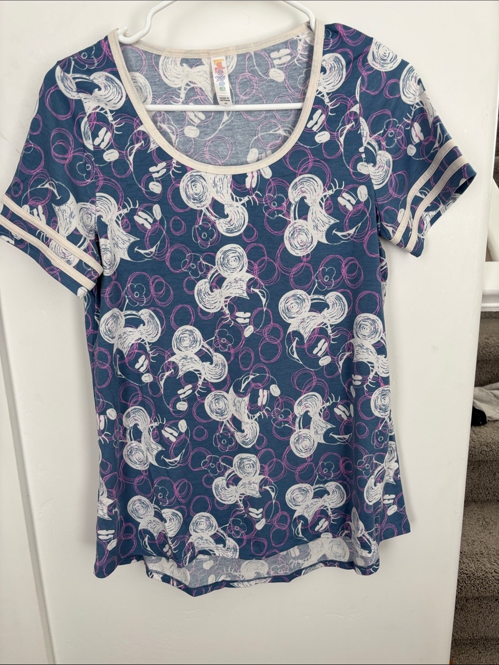 Women’s Blue Minnie Mouse Print Short Sleeve Top